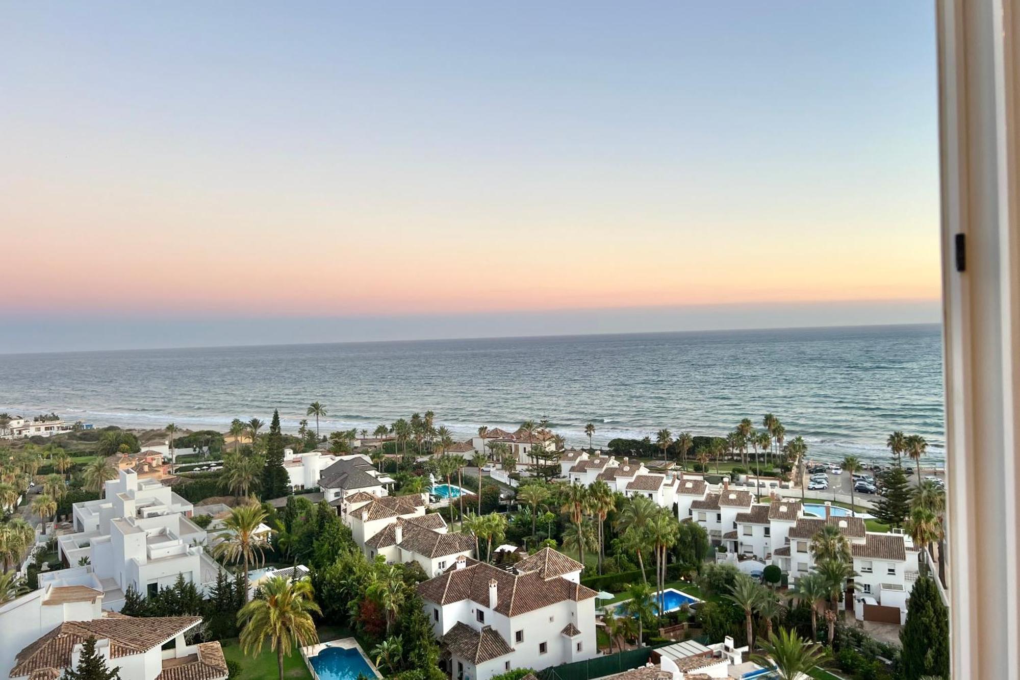 Marbella Beachfront - Beachside Apartment With Stunning Sea Views Exterior photo